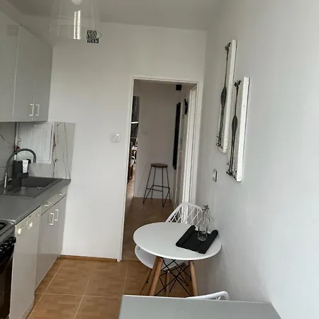 Apartment Mieszkanie Niedaleko Plazy Z Widokiem Na Morze - Opener 10 Minut Spacerem